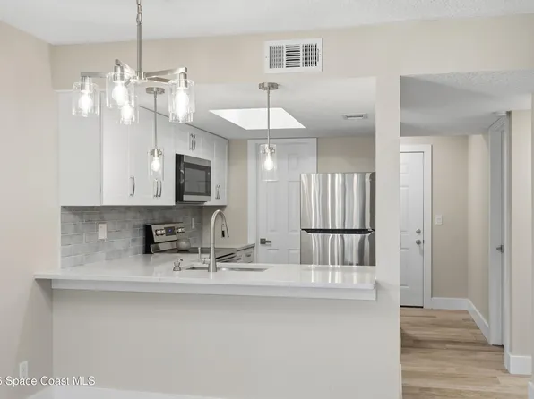 425 Catamaran Dr APT 72, Merritt Island, FL 32952