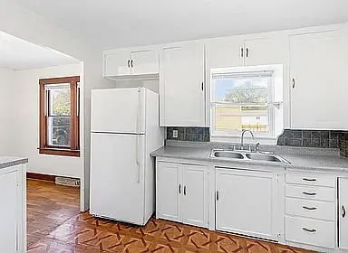 805 Sheridan St — Photo 7