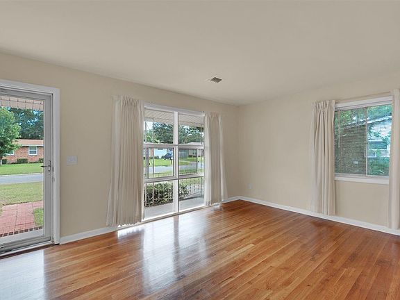 3rd image of 3831 Whispering Pines Dr