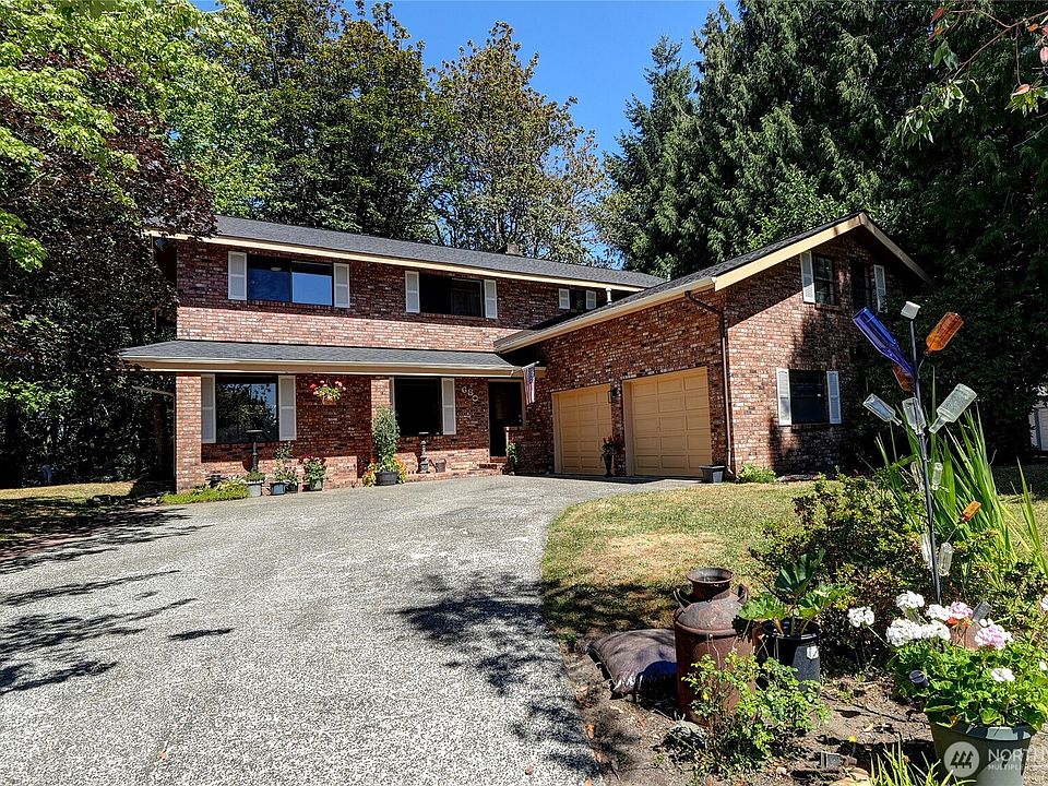1st image of 680 SE Prospect Street