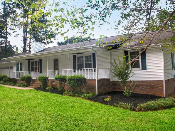 595 Avondale Dr, Rocky Face, GA 30740
