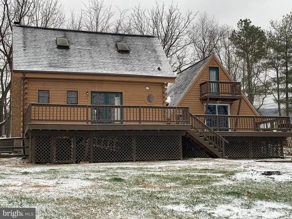 212 River Valley View Dr, Harpers Ferry, WV 25425