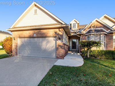 59572 Twin Pines Dr, New Hudson, MI, 48165