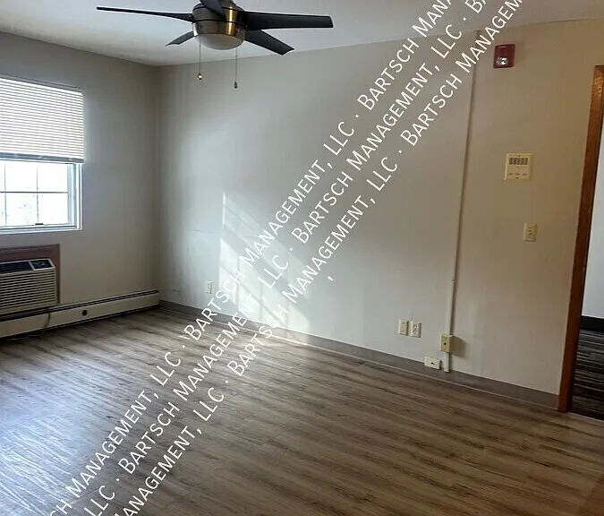 181 N Fraternity Ln #2 — Photo 2
