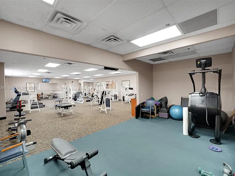 811 S Hollybrook Dr #208 — Photo 35