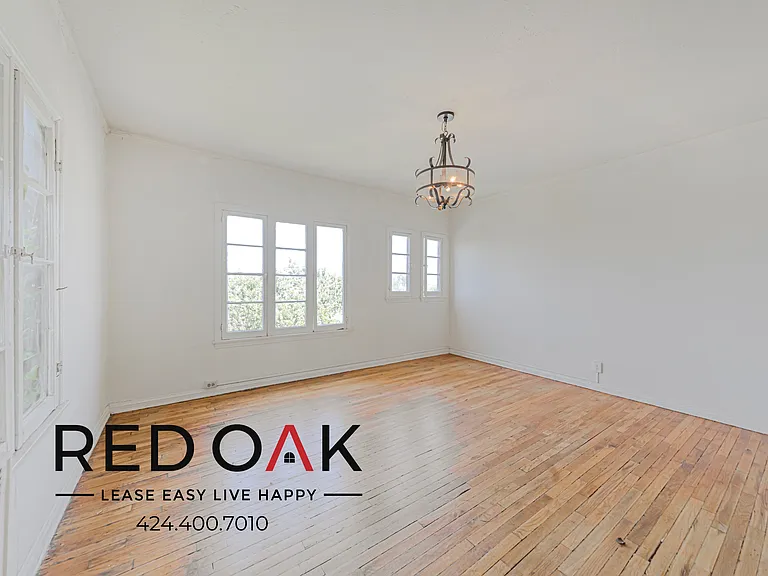836 Sanborn Ave #315 — Photo 4