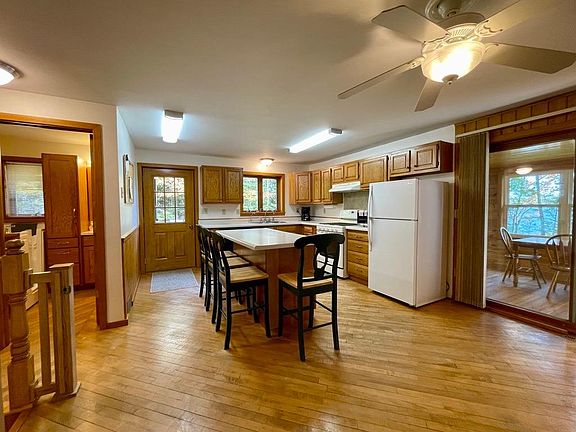 2nd image of 1284 Lily Lake Ln S