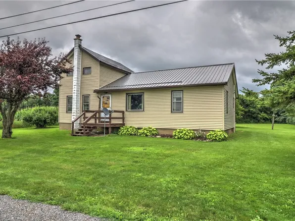 4456 Waldron Rd, Union Springs, NY 13160