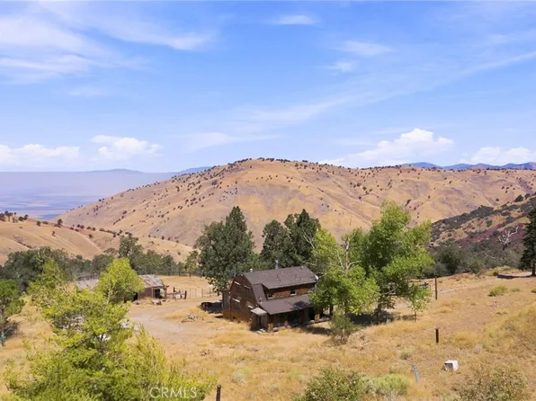 7700 Digier Rd, Frazier Park, CA 93225