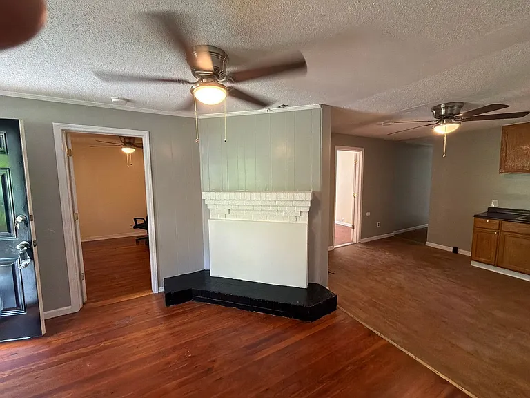322 Garfield St — Photo 23