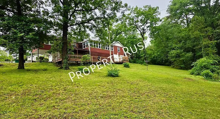 3229 Westonia Dr — Photo 38