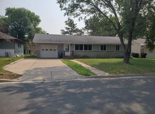 451 10th Ave NW, New Brighton, MN 55112