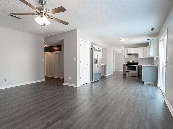 5th image of 1208 Tealpoint Ln