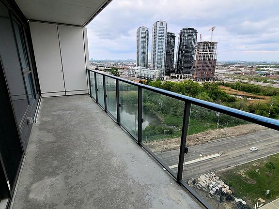 5th image of 7890 Jane St #1602