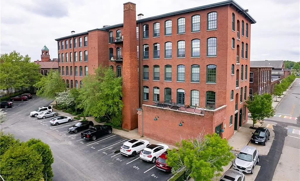 1 bed, 1.0 bath, 1130 sqft, $2,450 — Photo 4