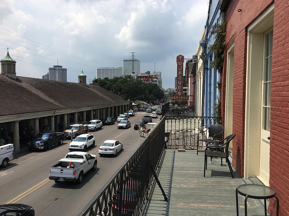 1st image of 504 Dumaine St #202