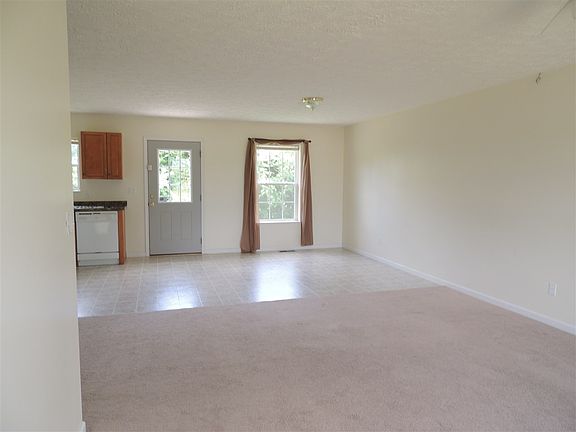 5th image of 1127 Barker Dr