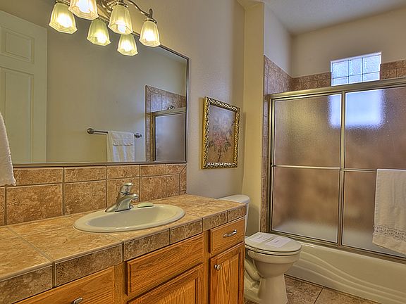 4th image of 6609 Paddington NE