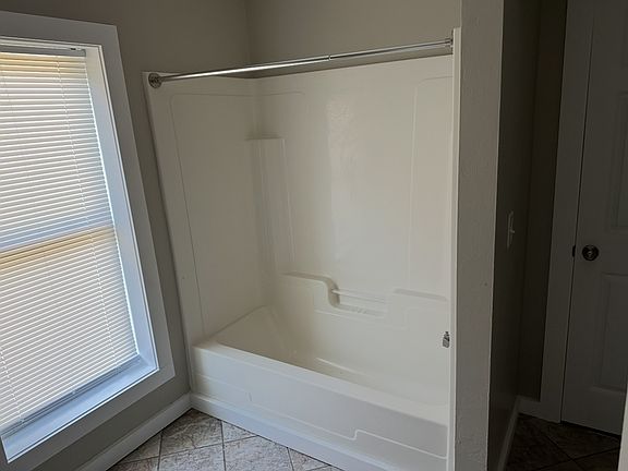 2nd image of 14 N Church St APT 3
