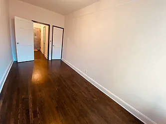 Rented by Metropolis Real Estate of Manhattan