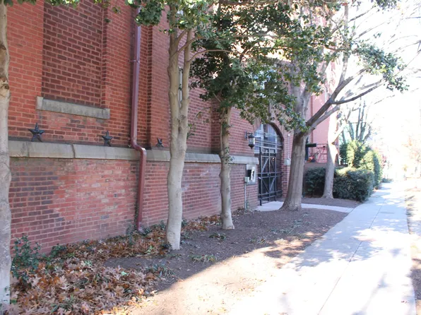 58 15th St NE, Washington, DC 20002