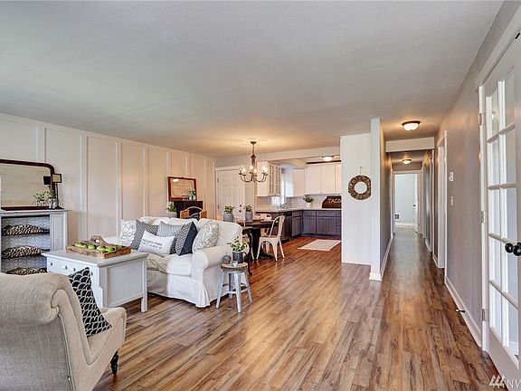 4th image of 5634 N 39th St