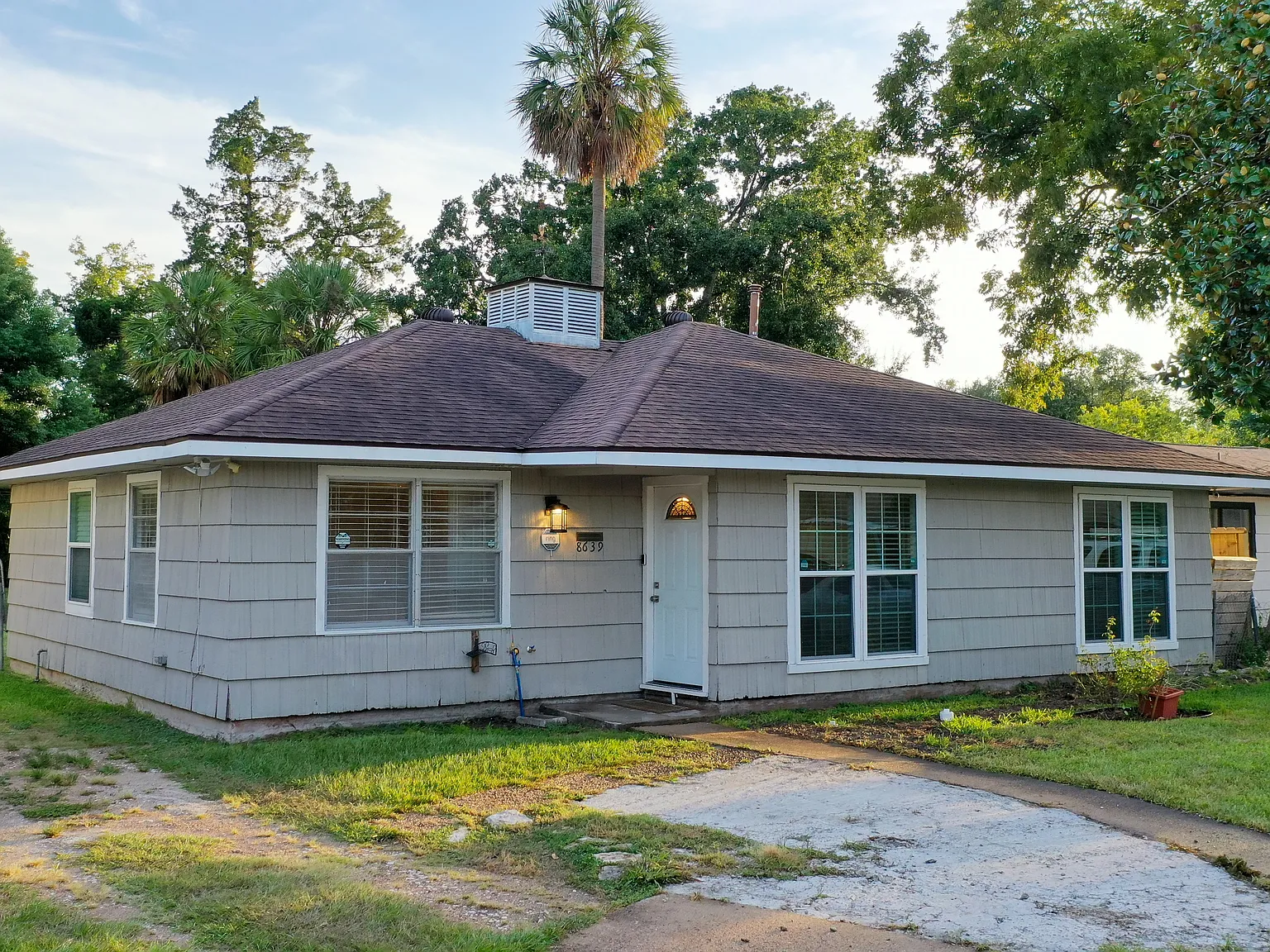 3 bed, $1,850 — Photo 1
