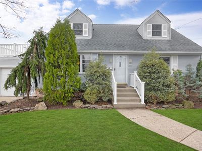 330 Pennsylvania Avenue, Massapequa Park, NY, 11762