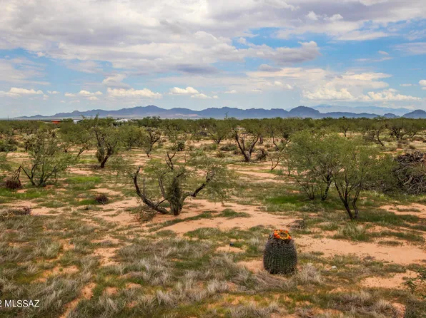 13220 W Cortel Rd, Tucson, AZ 85736