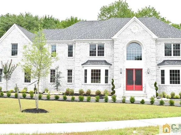 4 Joye Ln, Monmouth Junction, NJ 08852