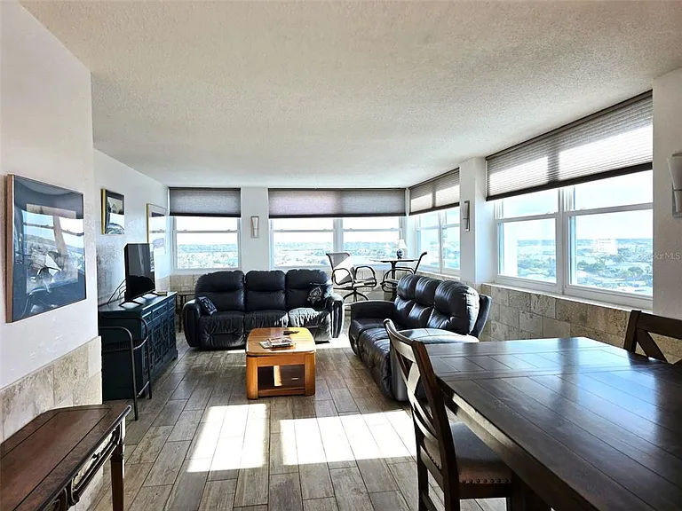 17408 Gulf Blvd #1003 — Photo 4