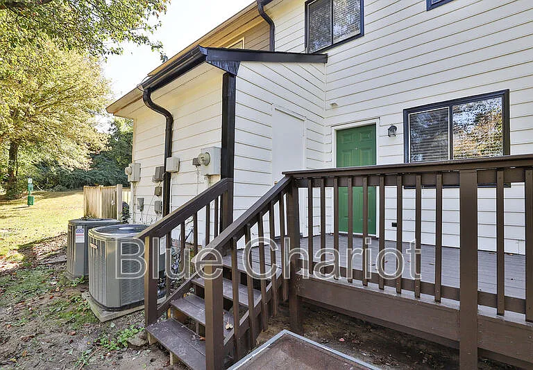 1000 Fargo St #E3 — Photo 26