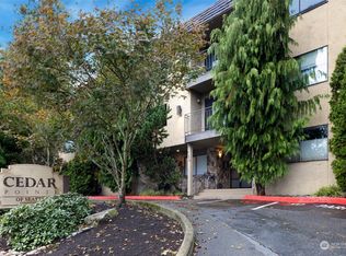 750 N 143rd St UNIT 210, Seattle, WA