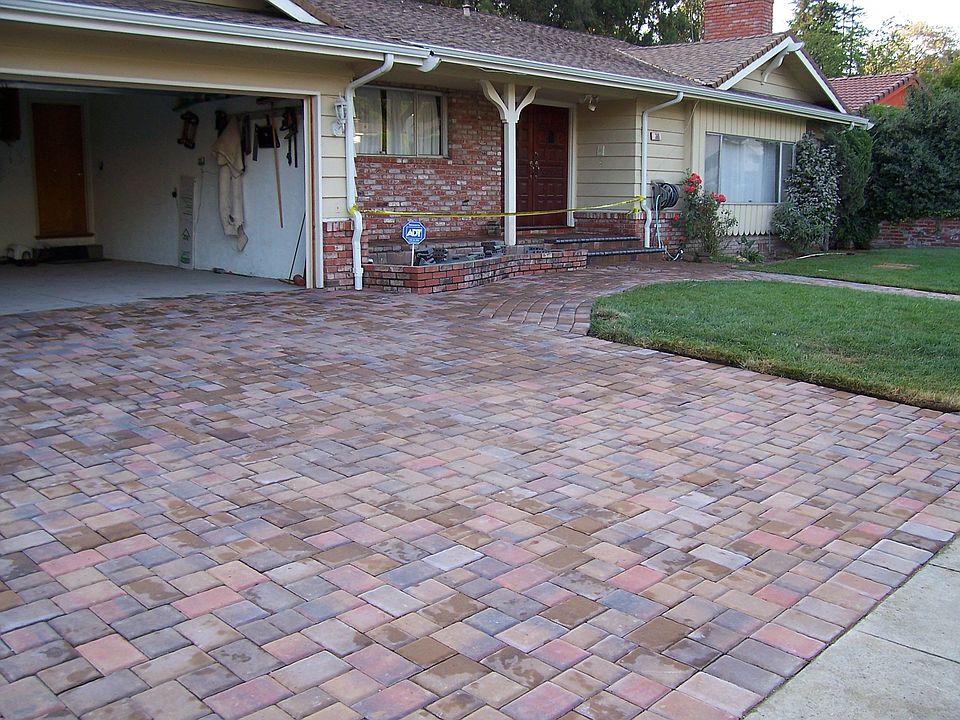 2nd image of 390 Elysian Fields Dr
