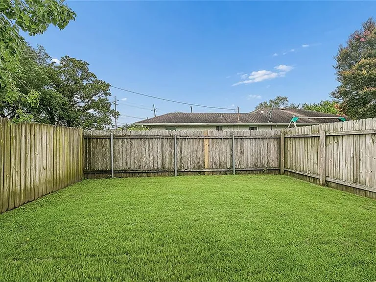 422 Nursery Ave — Photo 14