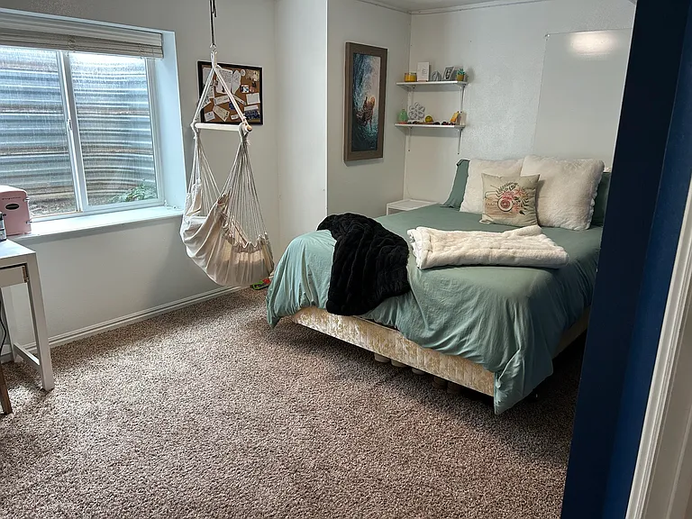 1069 N Sage Dr — Photo 12