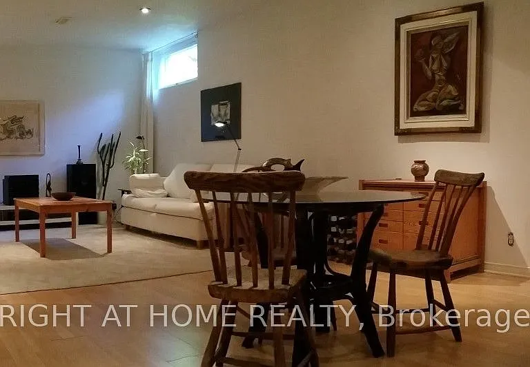 142 Windhurst Dr #B — Photo 4