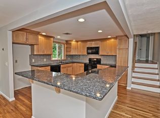 18 Fairview Rd, Medfield, MA 02052