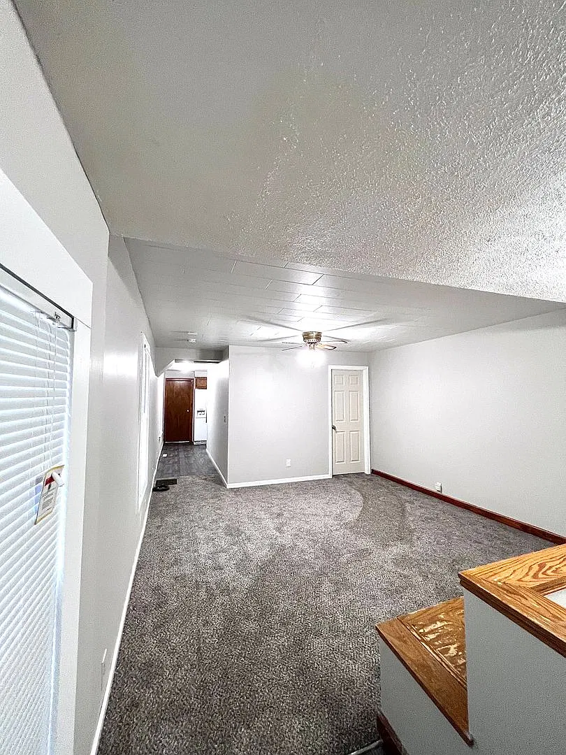 Cute South Omaha 2 bed, 1 bath beauty for only $1195.00 — Photo 4