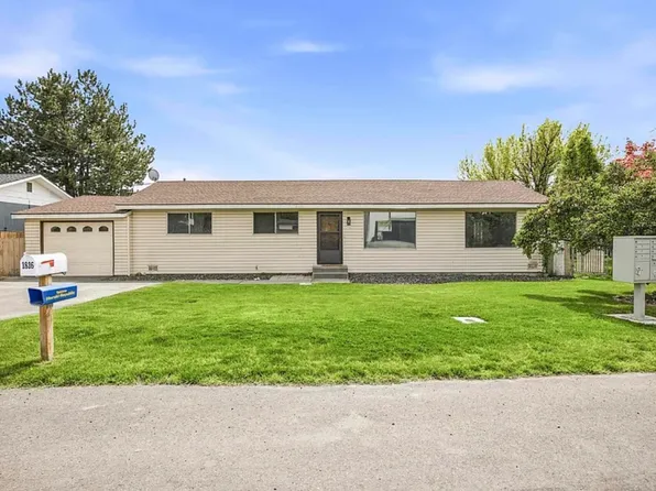 1816 Beacon Rd, Grandview, WA 98930
