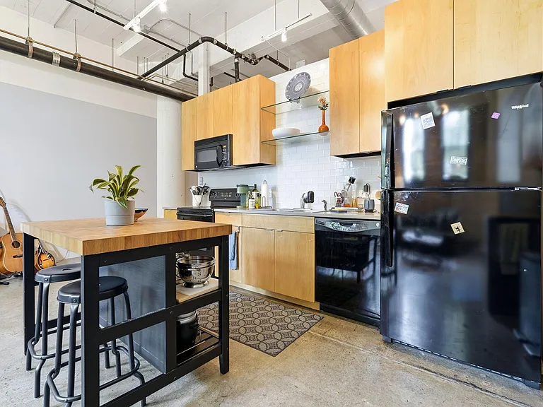 730 Stinson Blvd #124 — Photo 8