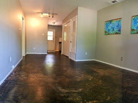 4th image of 1118 Mariposa Dr #A