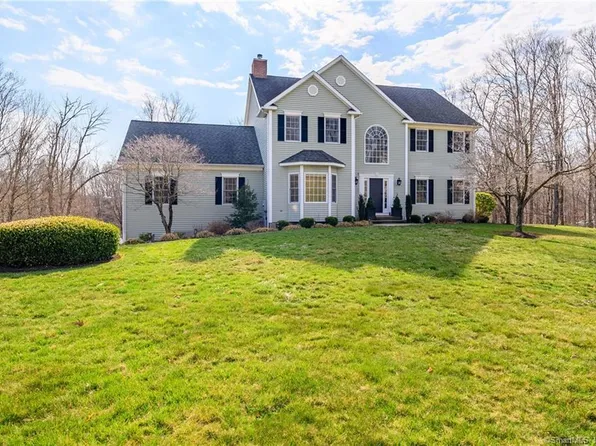 3 Daniels Hill Road, Newtown, CT 06470
