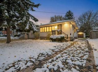 184 Hendon Ave, Toronto, ON M2M 1A7