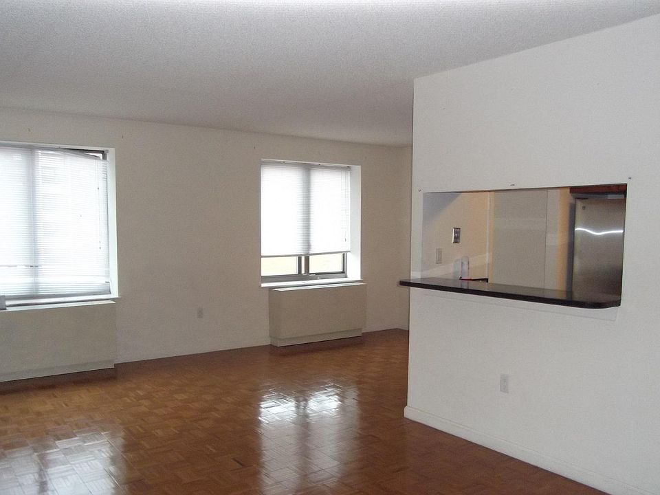 1st image of 300 W 135th St APT 10J