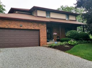 2918 Slone Dr NW, Baltimore, OH 43105