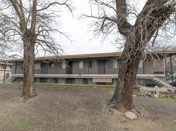 702 N 2nd St, Yakima, WA 98901