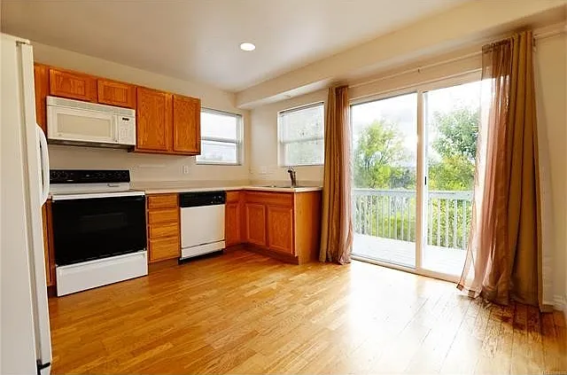 1898 Oakcrest Cir #1-O — Photo 5