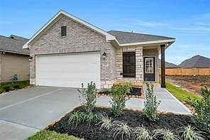 2nd image of 814 Countryside Glade Ln