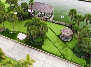 16621 Bayfront Dr, Jamaica Beach, TX 77554